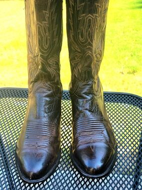 Lucchese Men's Chocolate Mad Dog Goat Leather Cowboy Boots W/ Embroidered Shaft